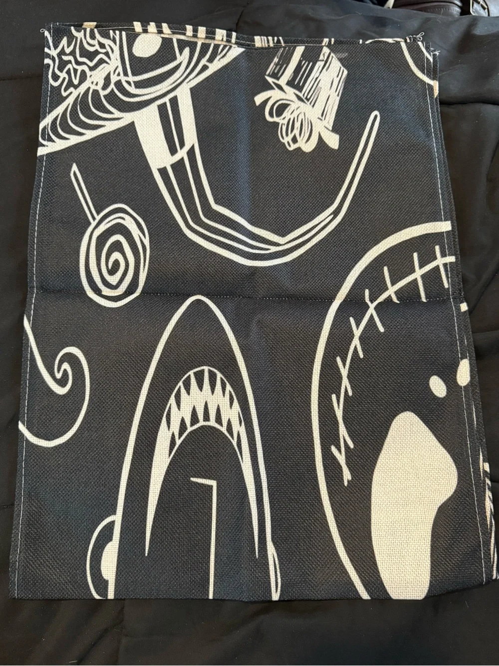 N/A table runner